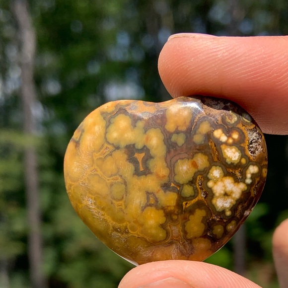 Beautiful Ocean Jasper & Labradorite Heart - Picture 5 of 6